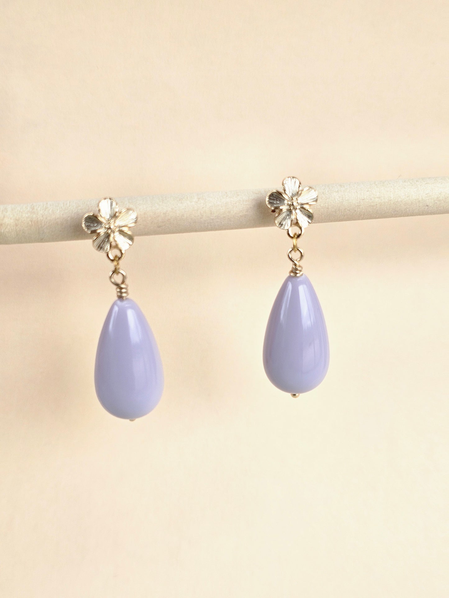 Alba Mauve